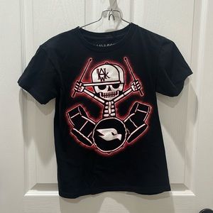 Tony Hawk boys shirt 
Size Small gently used once. 
Black
#400A